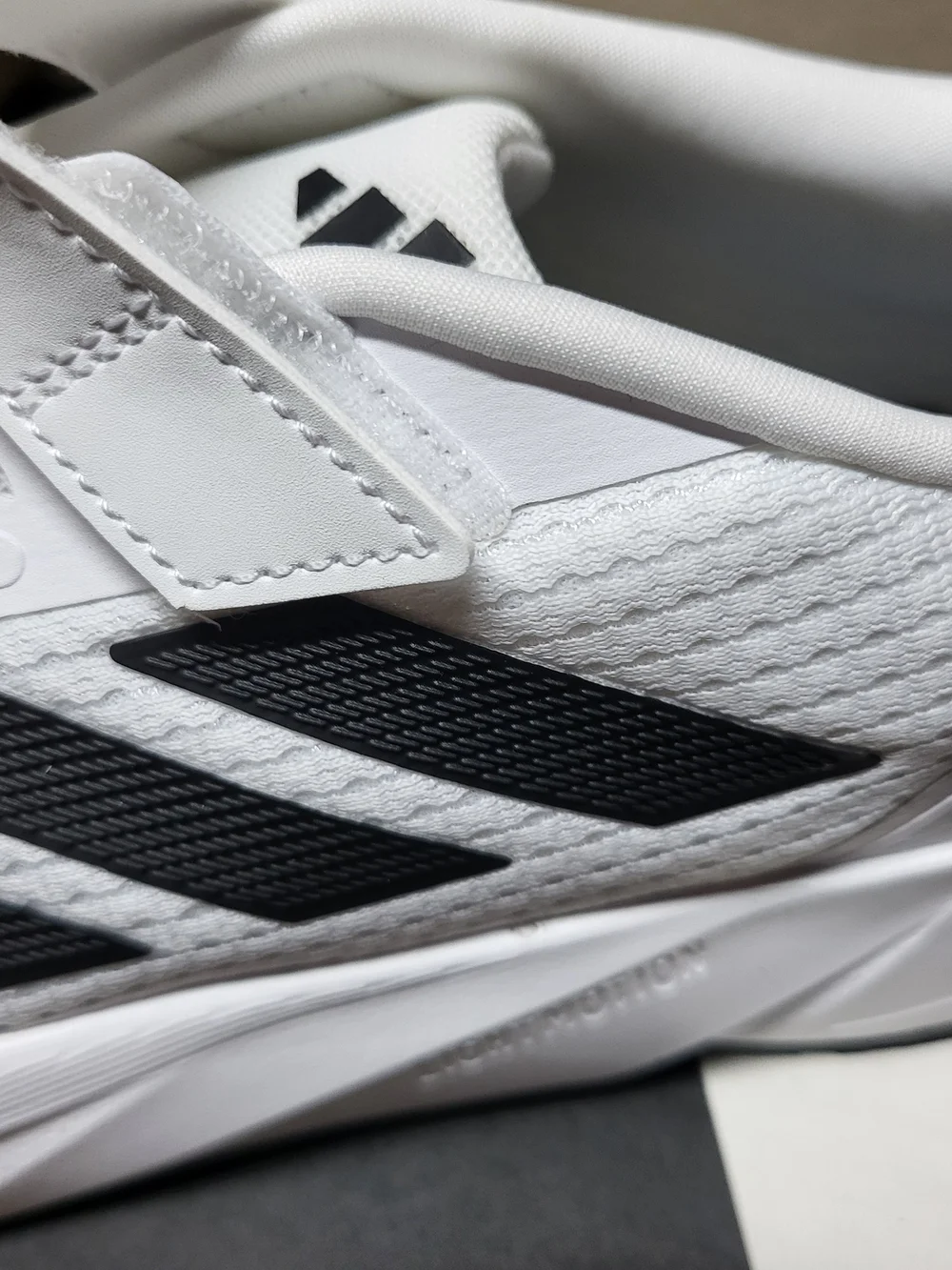 *NEW* Adidas Duramo EL K White/Black Running Sneakers Shoes Size 4  IG2461